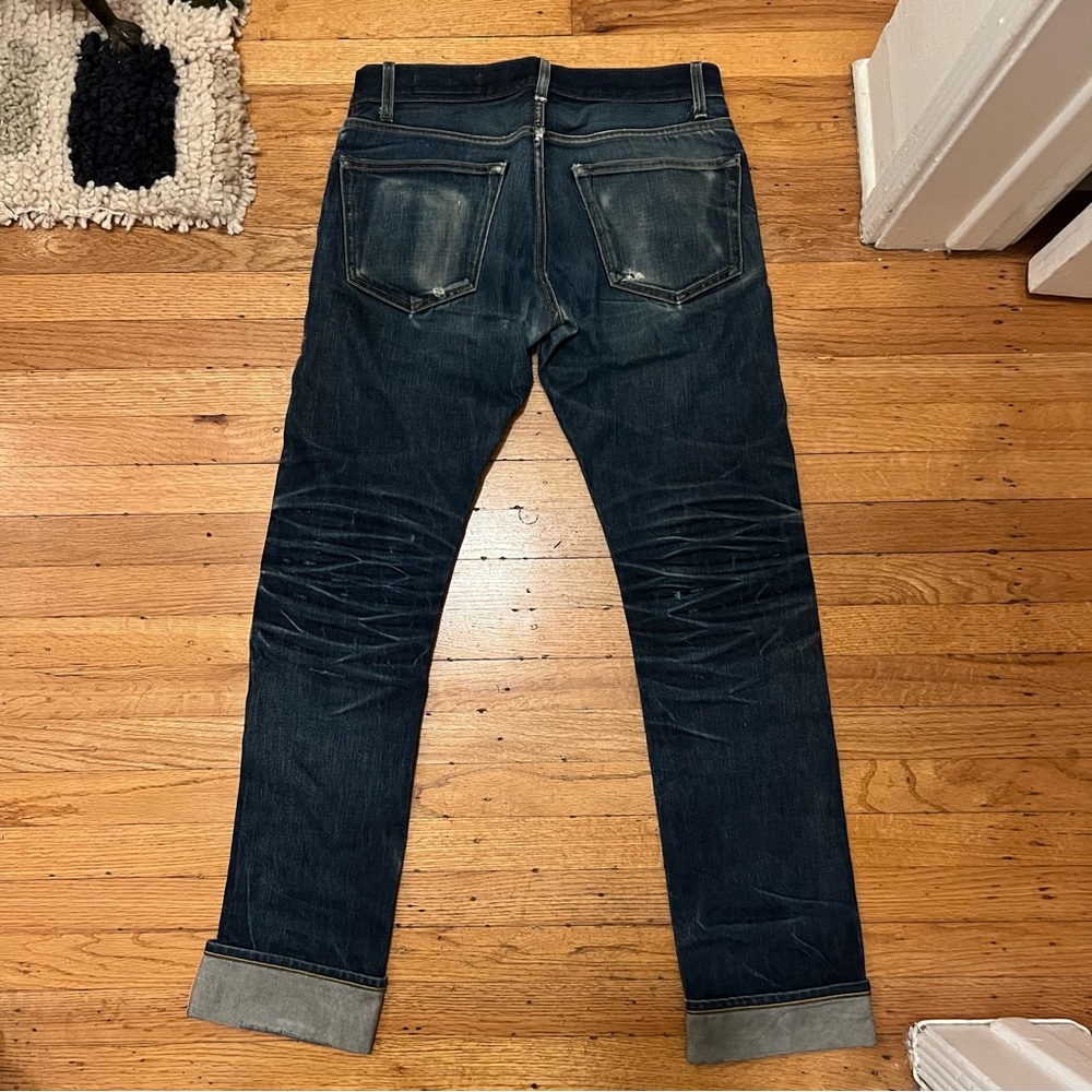Imogene + Willie perfectly worn in Barton slim denim - Picture 3 of 4